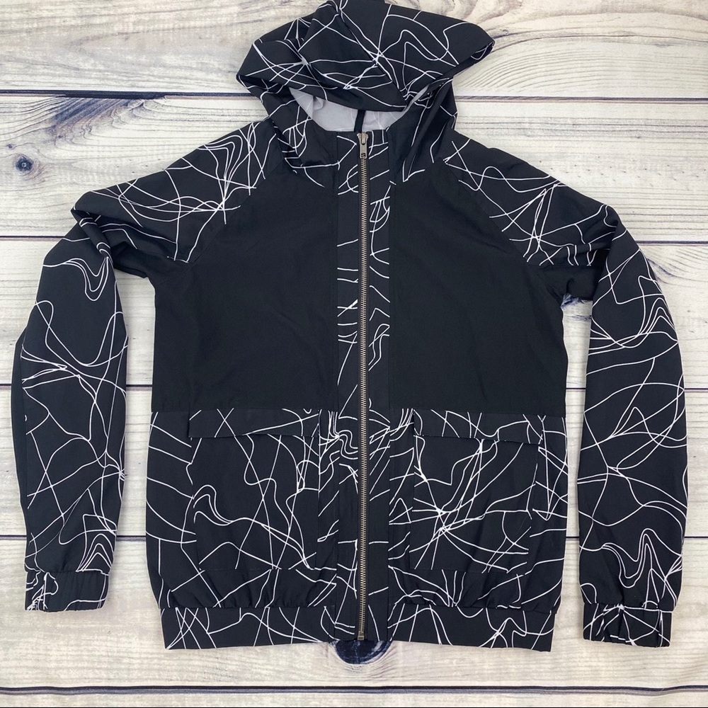 Fabletics Active Jacket Size Xs - image 1